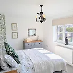 בית נופש Coastal Whisper Sleeps 10 With Parking