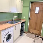 Coastal Whisper Sleeps 10 With Parking * Reighton