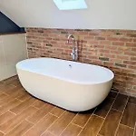 Holiday home Coastal Whisper Sleeps 10 With Parking Reighton
