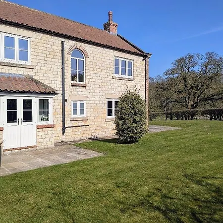 Coastal Whisper * Reighton