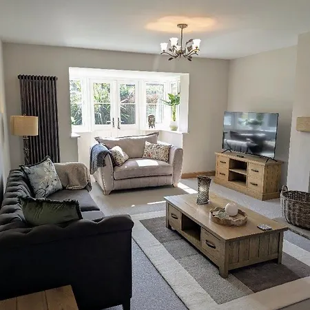 Coastal Whisper * Reighton