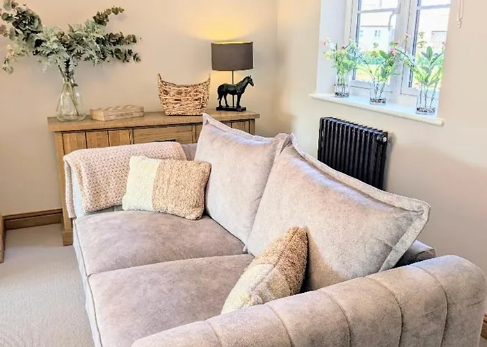 度假居 Coastal Whisper Sleeps 10 With Parking Reighton